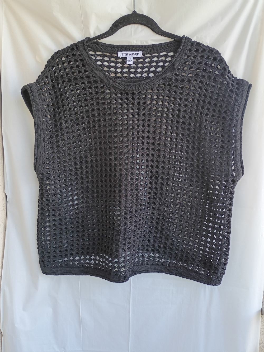 Steve Madden Black Open-Knit Mesh Cropped Boxy Top - Size XL